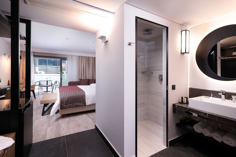 S Hotel Boutique Thessaloniki 46/54