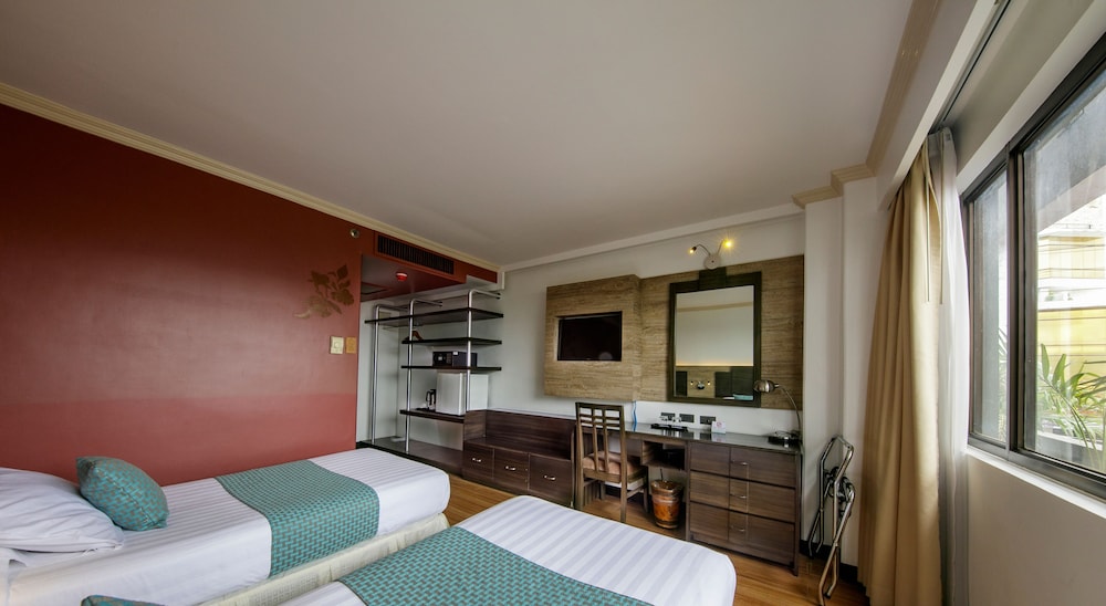 PREMIER, TWIN BEDS