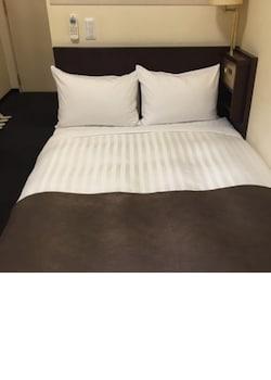 Semi Room, Semi Double Bed, Smoking