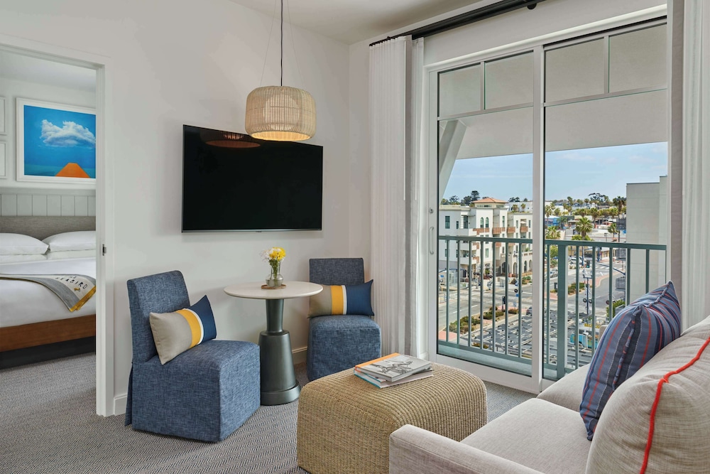 The Seabird Ocean Resort and Spa, Part of Destination Hotel by Hyatt 26/50