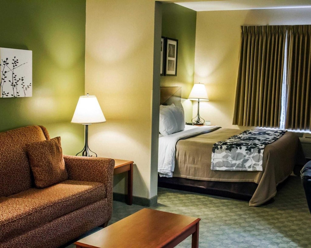 Sleep Inn and Suites Redmond, OR 21/34