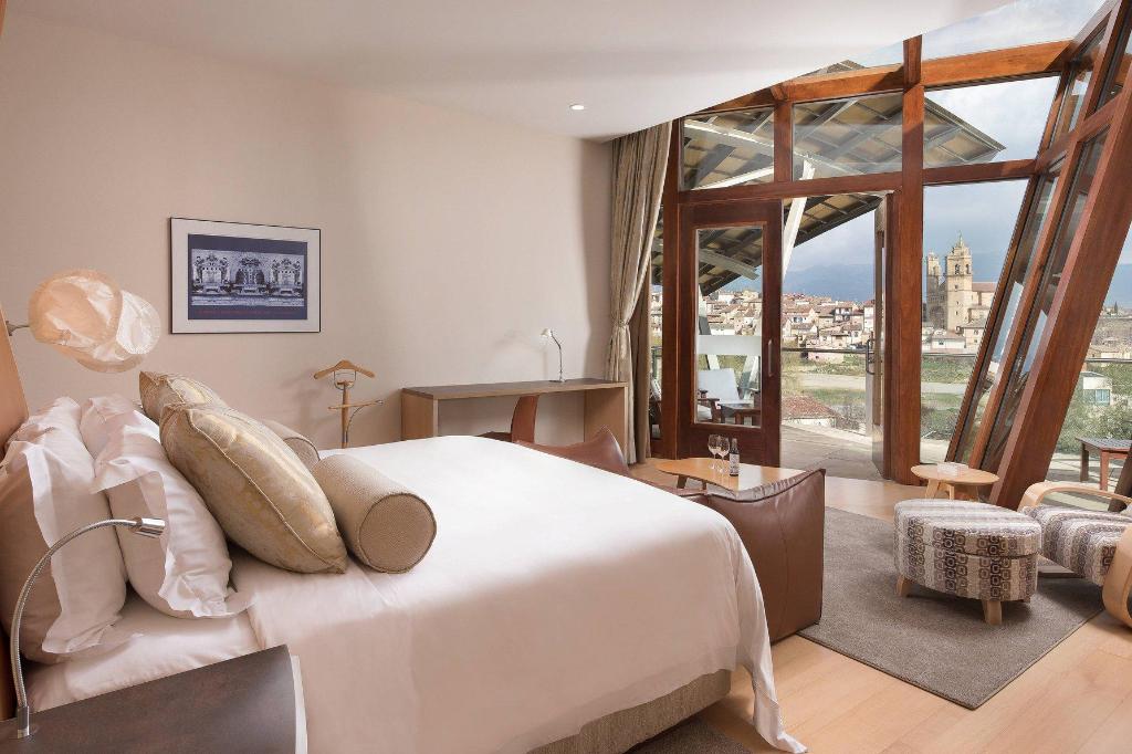 Presidential, Suite, King Bed, Balcony