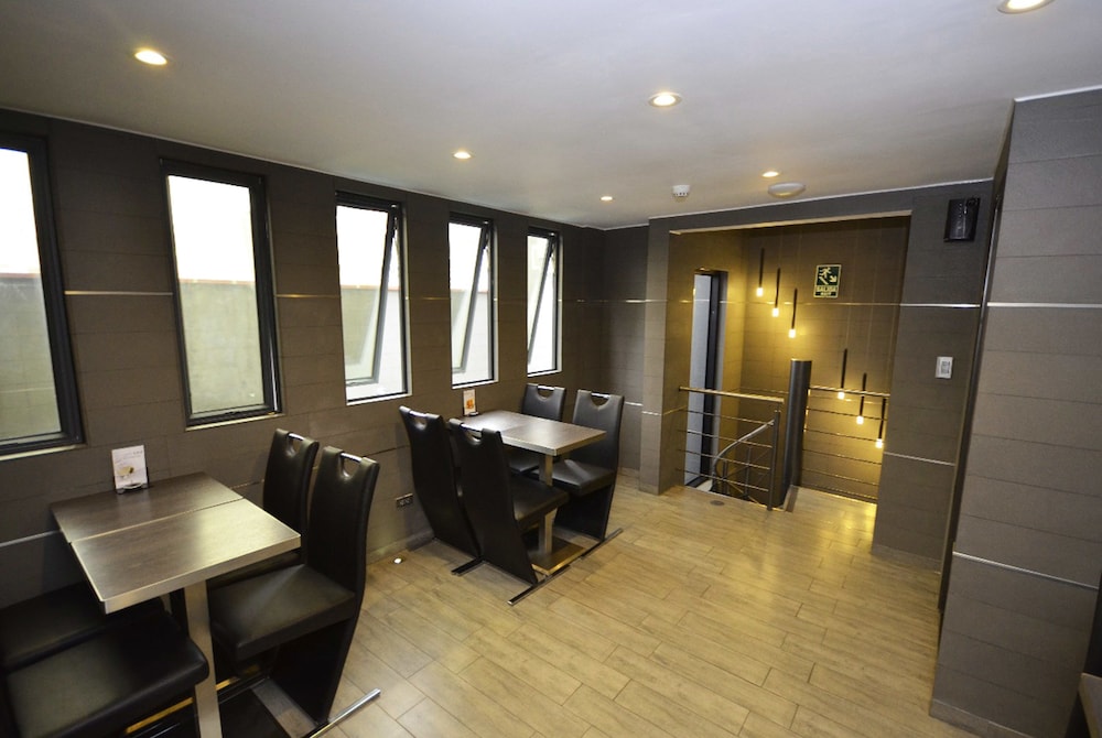 QP HOTELS LIMA 38/59