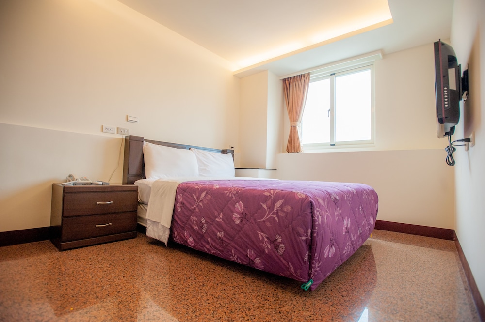Chantai Hotel 26/44