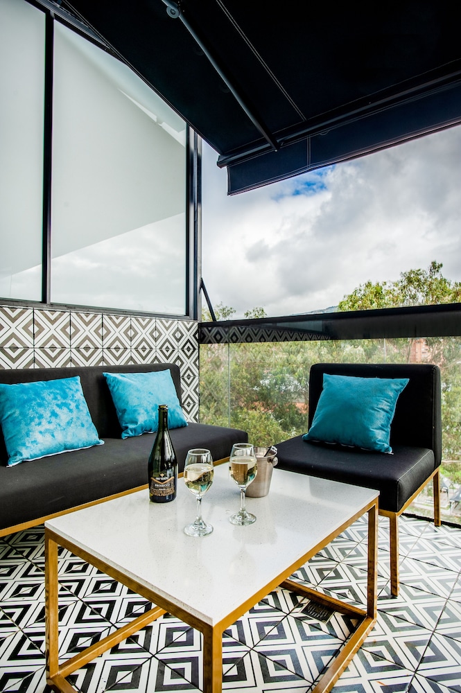 Hemma Suites 33/50