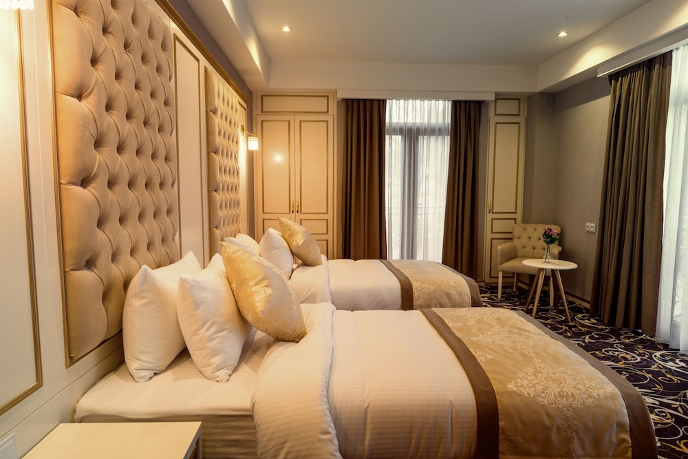 Gold Tbilisi Hotel 52/78