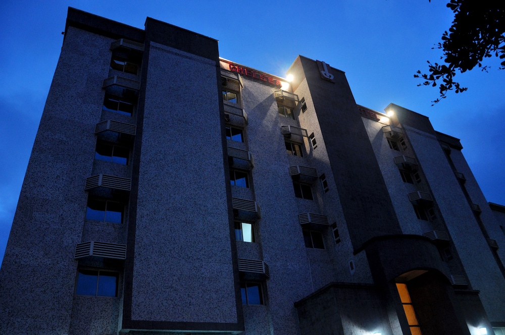 Hotel Chelsea Wuse 2 2/50