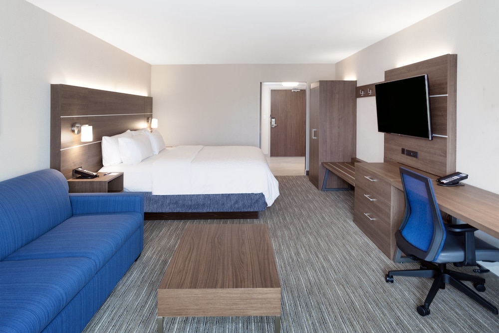 Holiday Inn Express And Suites Ottawa Downtown East 27/78