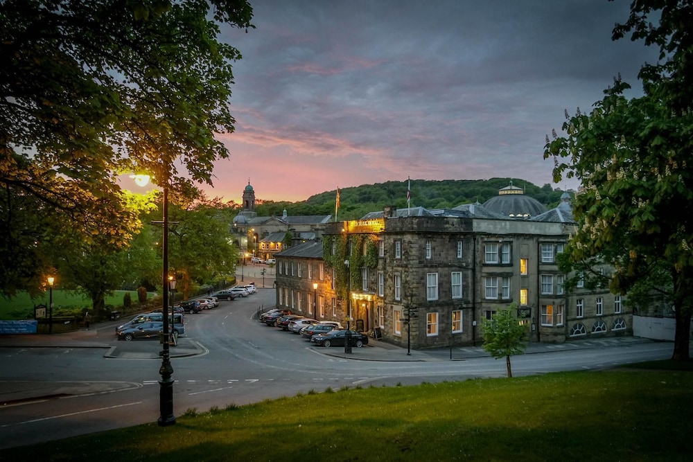 Old Hall Hotel 57/70