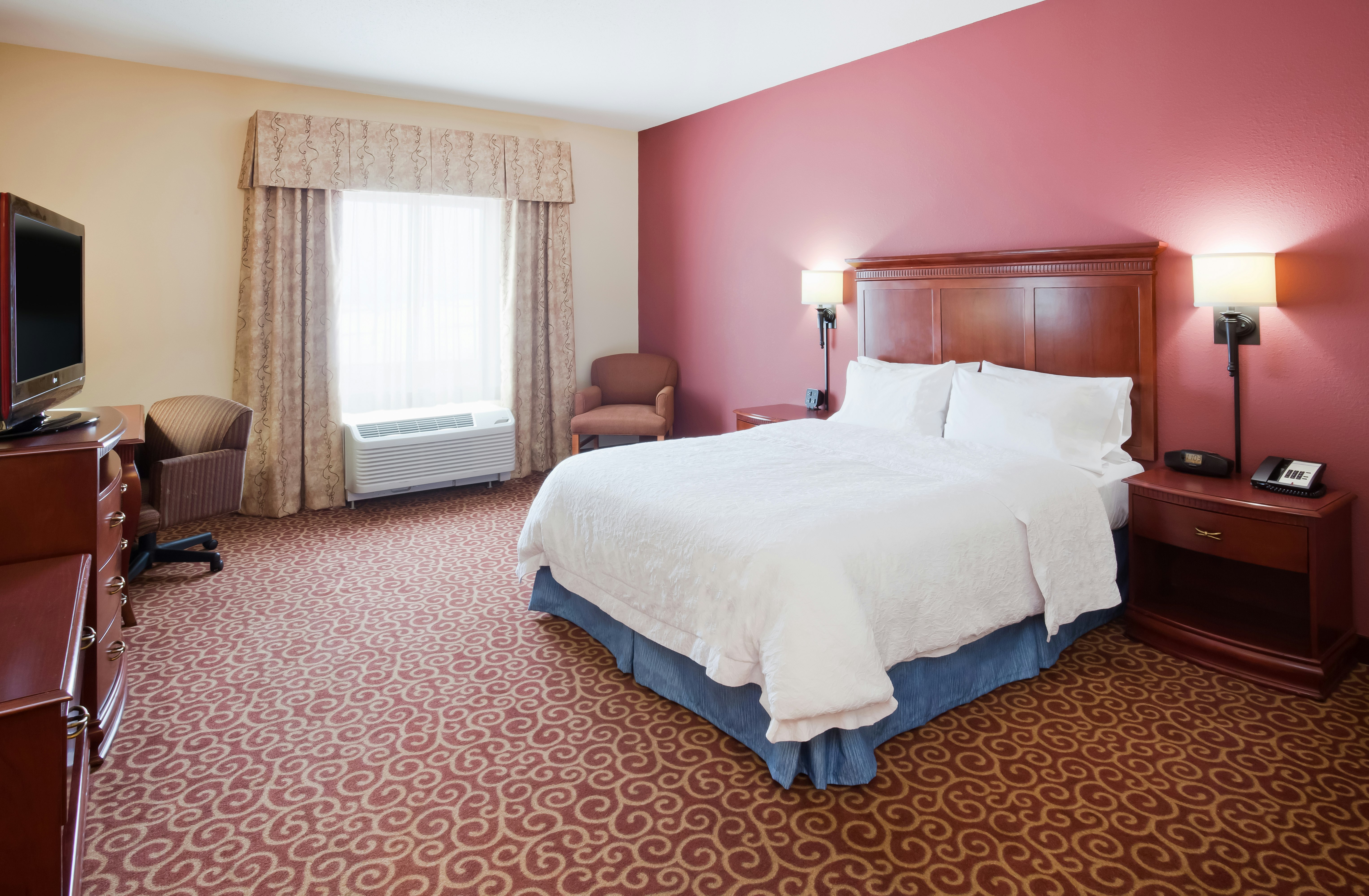 Hampton Inn Fairmont 9/54