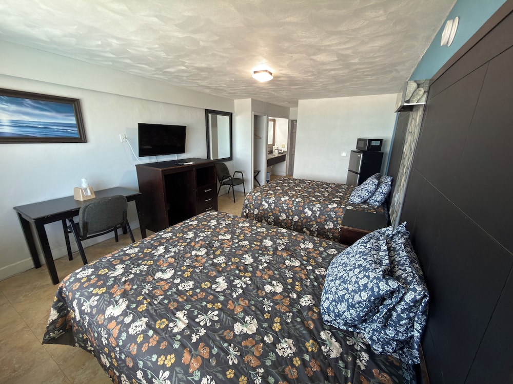 Driftwood Resort 57/70