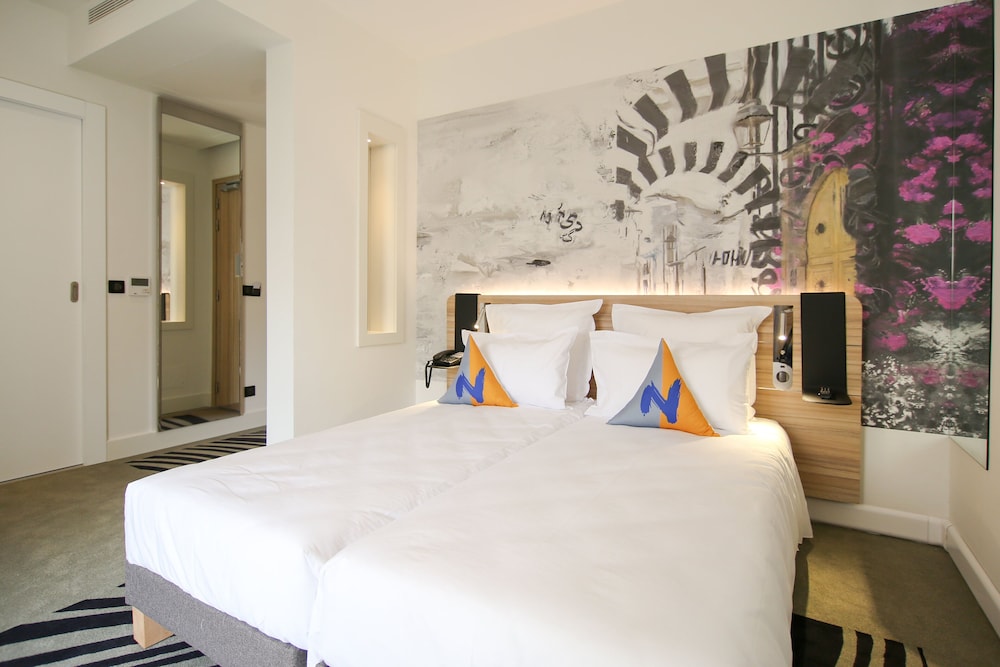 NOVOTEL TUNIS LAC 16/49