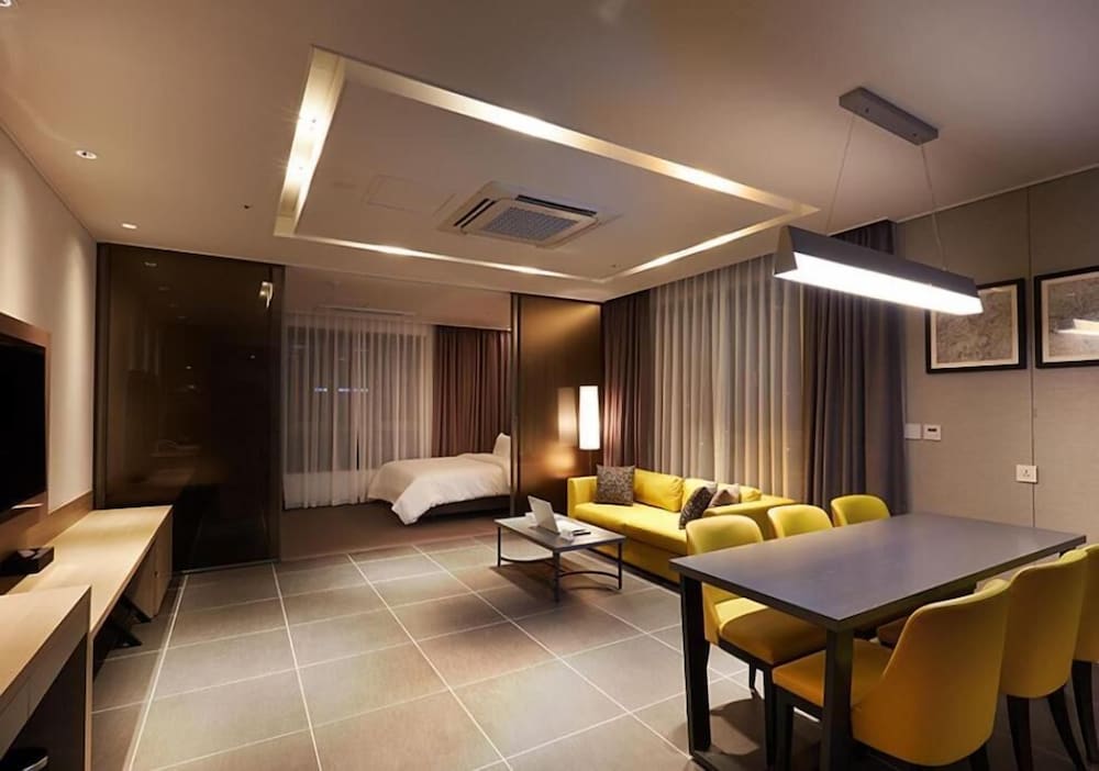 H Hotel Sejong City 21/44