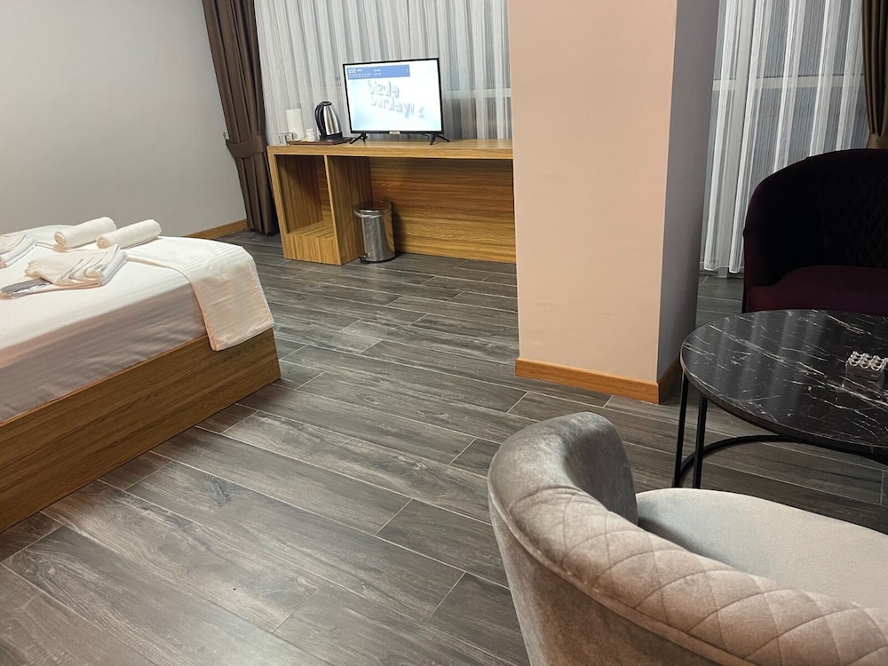 Waves Hotel 17/29
