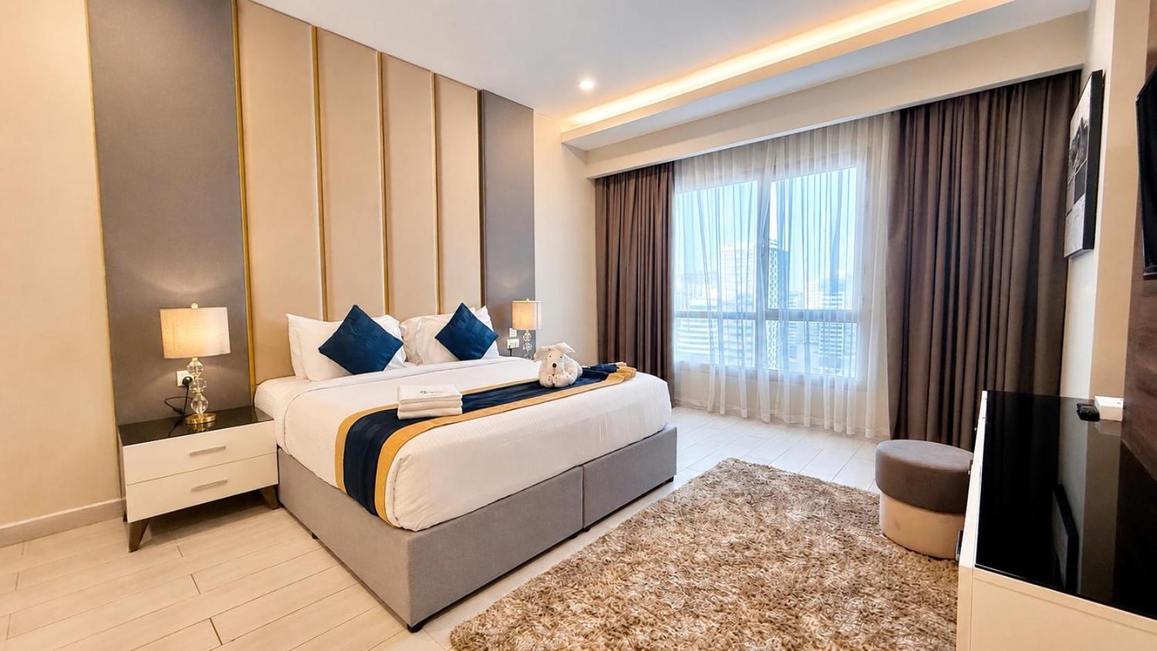 BW Suites & Spa 18/60