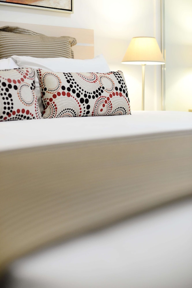 Oaks Moranbah Suites 27/54