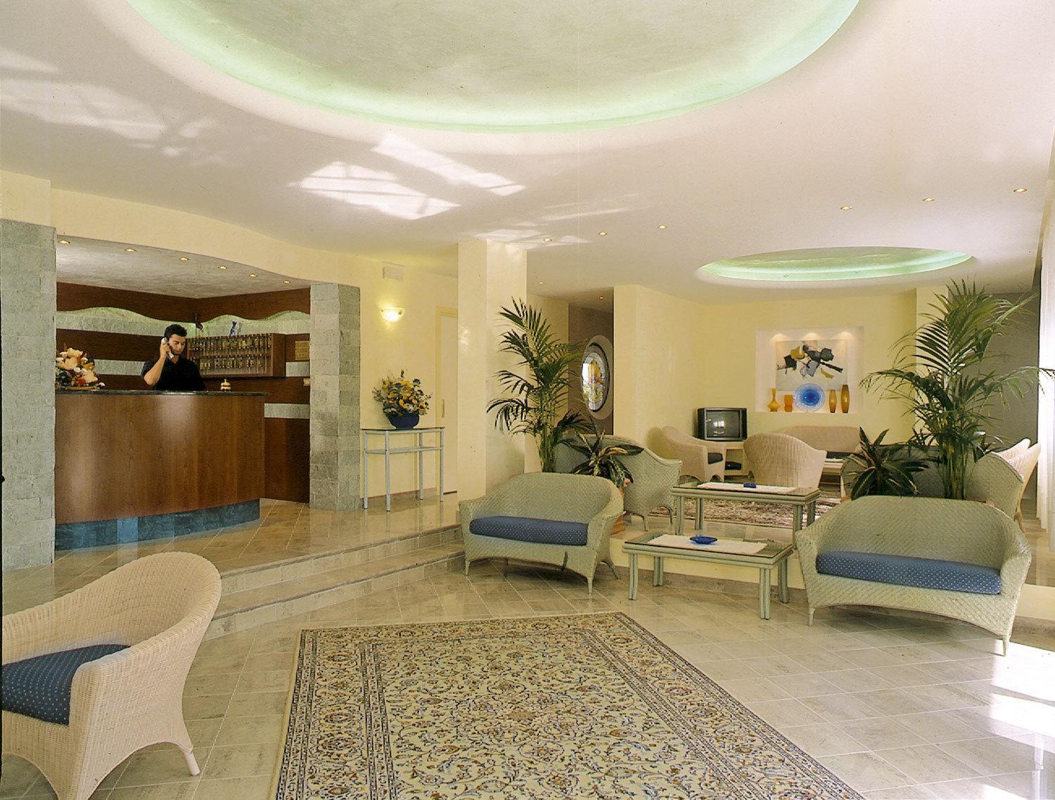 Hotel Bertha 11/50