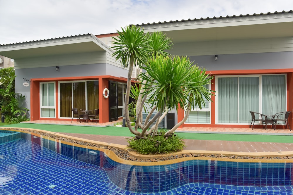Milano Hua Hin 4/68