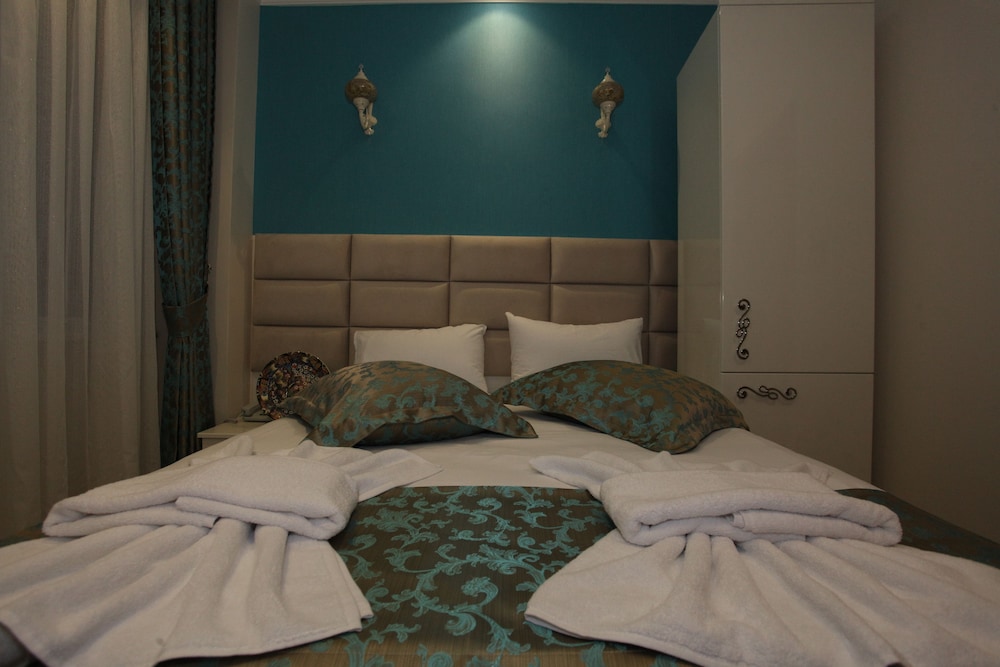 Reyyan Hotel 24/69