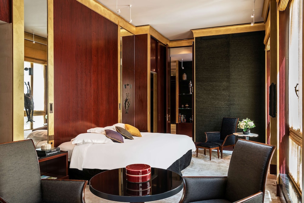 PARK HYATT PARIS VENDOME 34/71