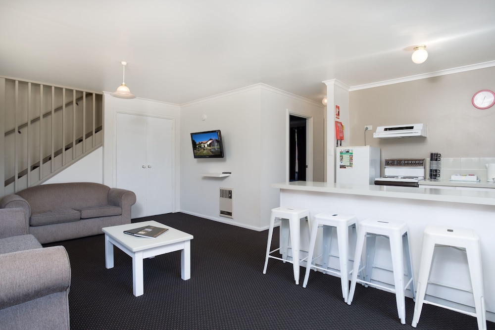 Aspect Tamar Valley Resort 30/50