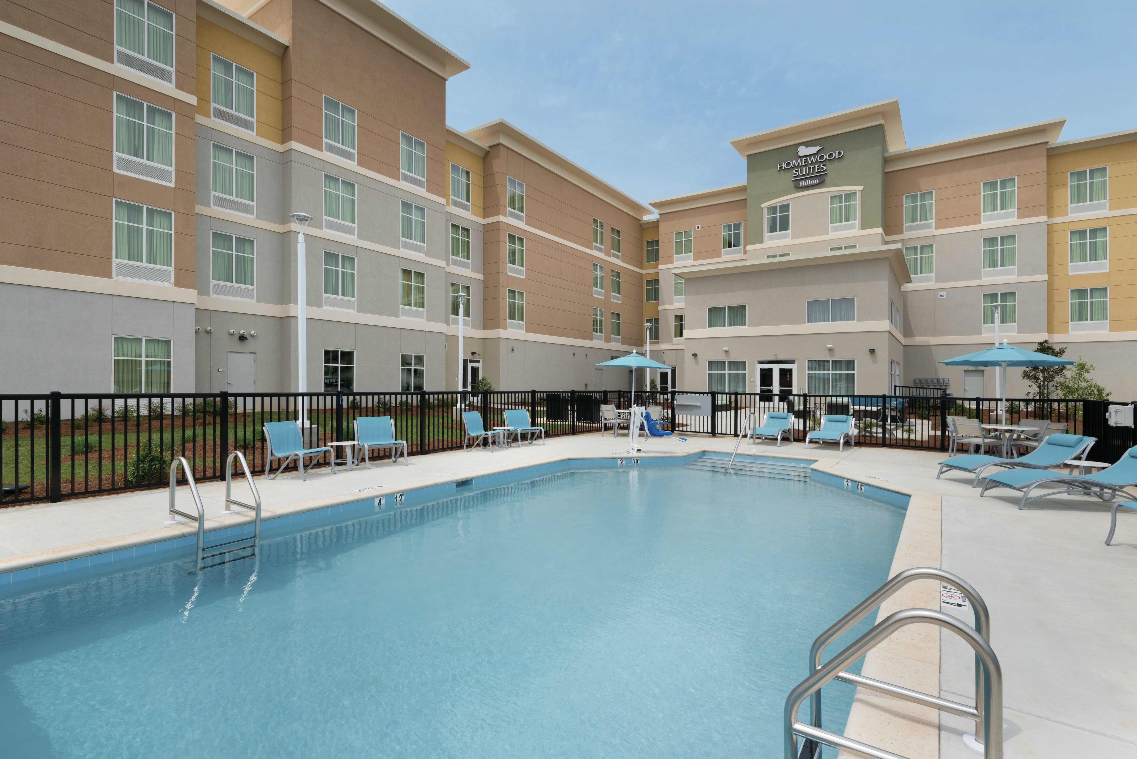 Homewood Suites By Hilton Mobile I 65 Airport Blvd 22/23