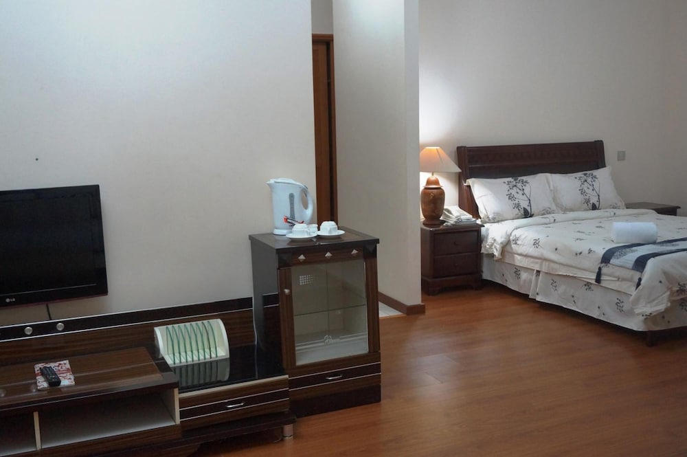 Jeruton Hotel 12/44