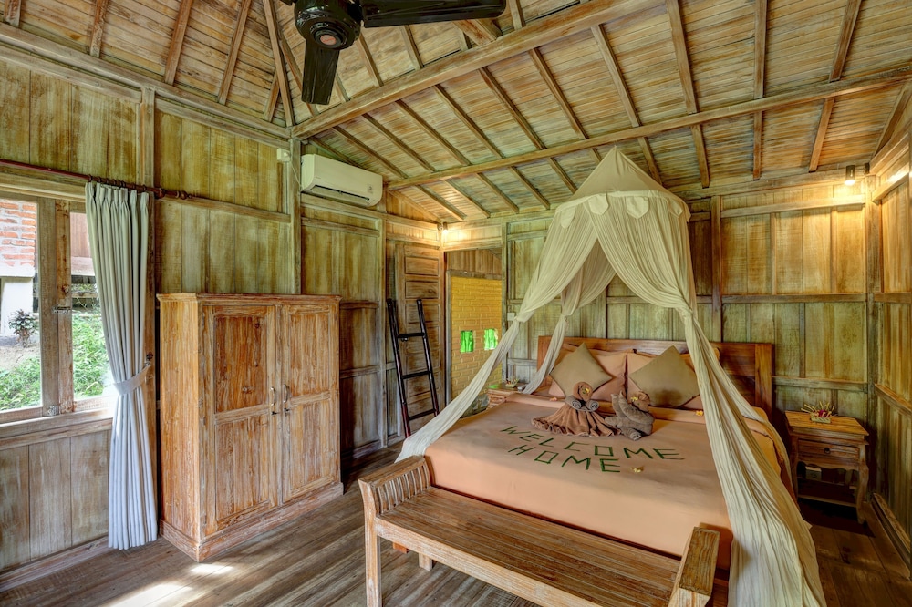 Junjungan Suite Villa 34/68
