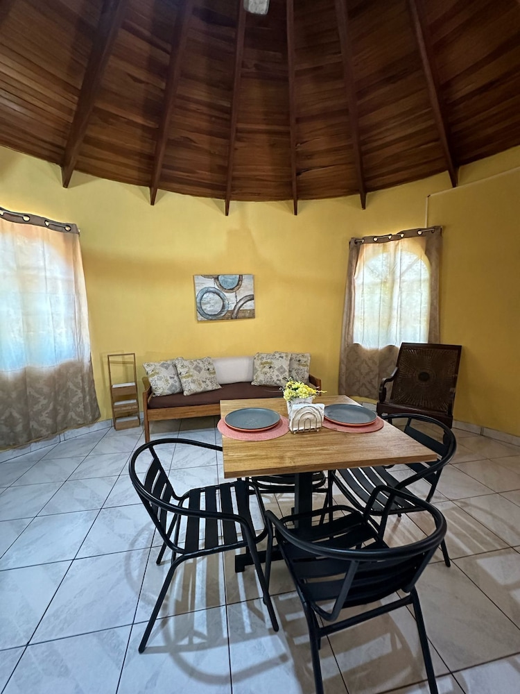 Hotel Colibri 30/50