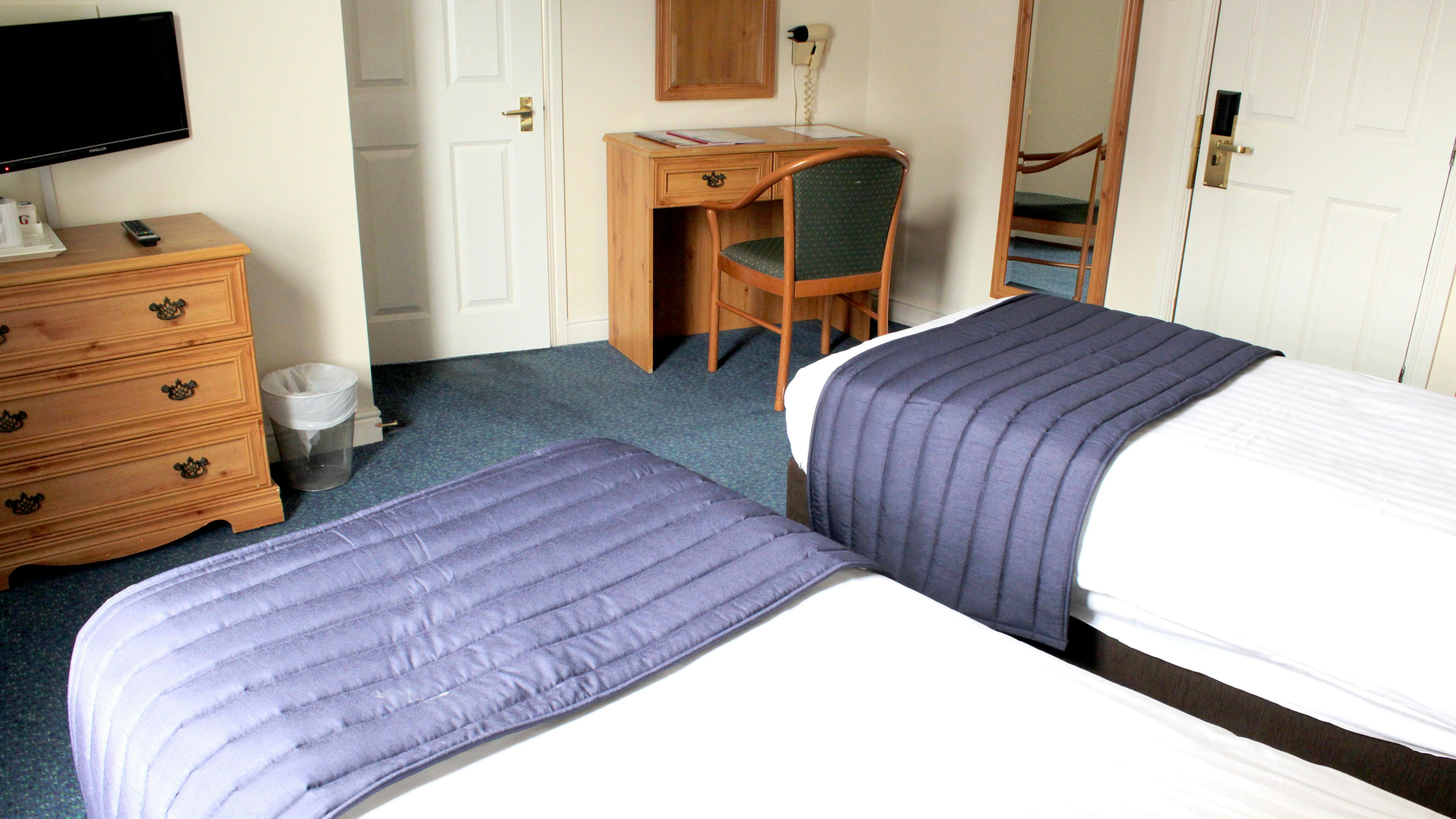 Discovery Inn 30/60