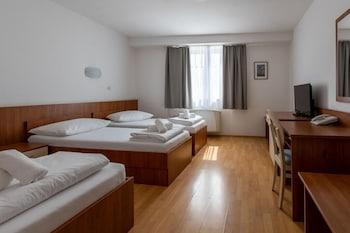 Plus, Single, Double Bed