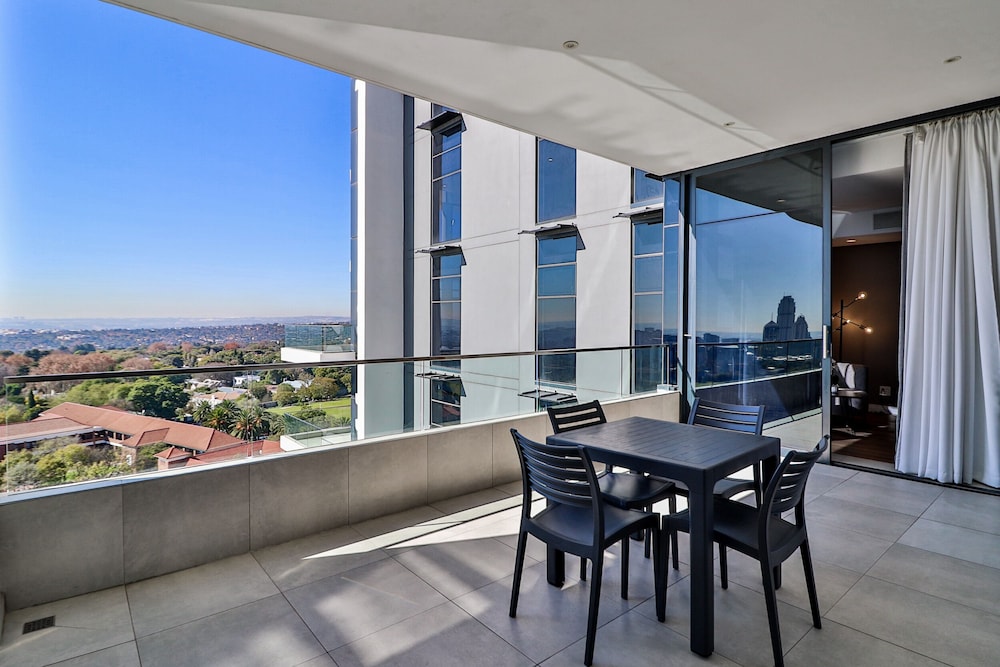 Reserved Suites 33/50