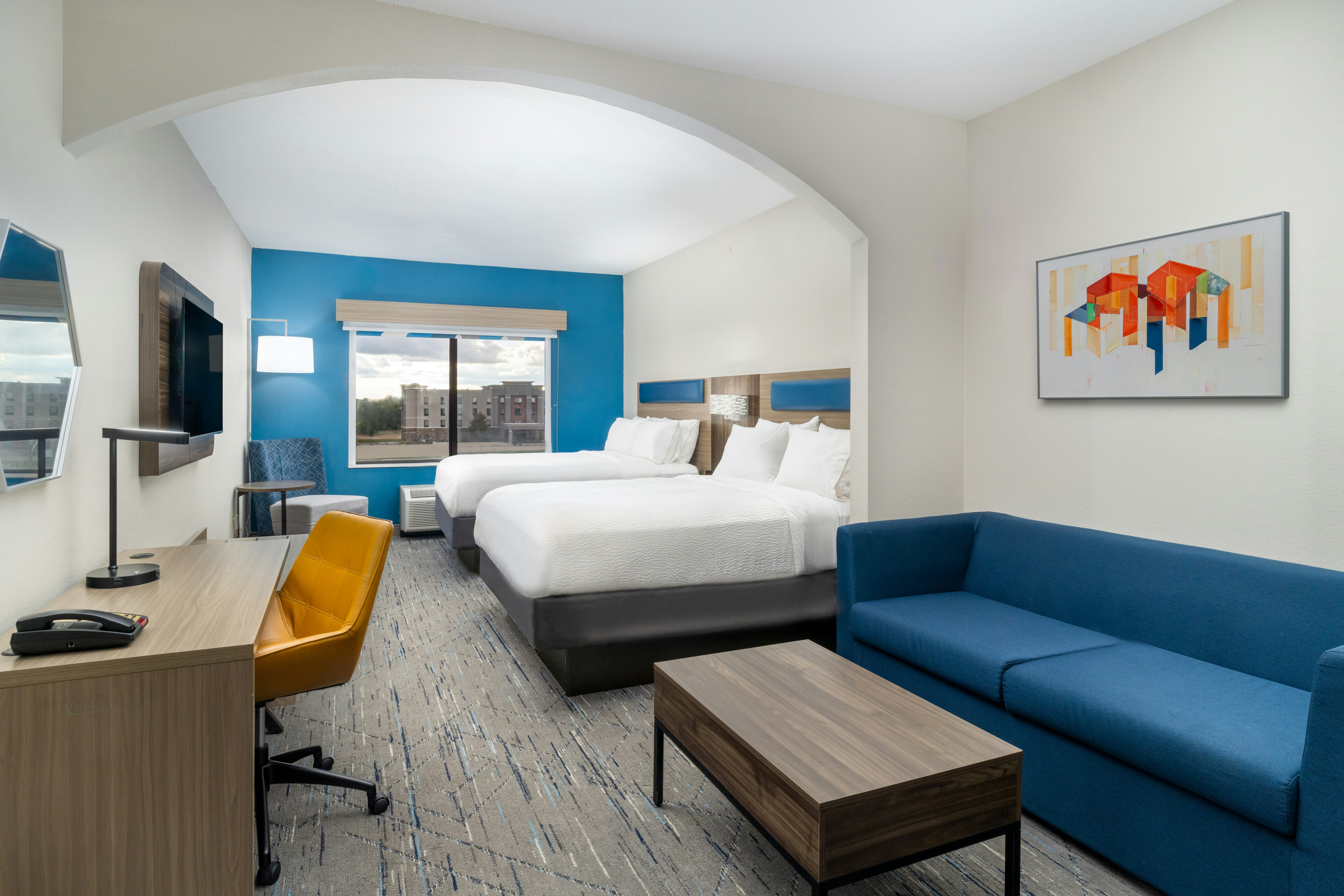Holiday Inn Express Hotel And Suites Pratt 23/55