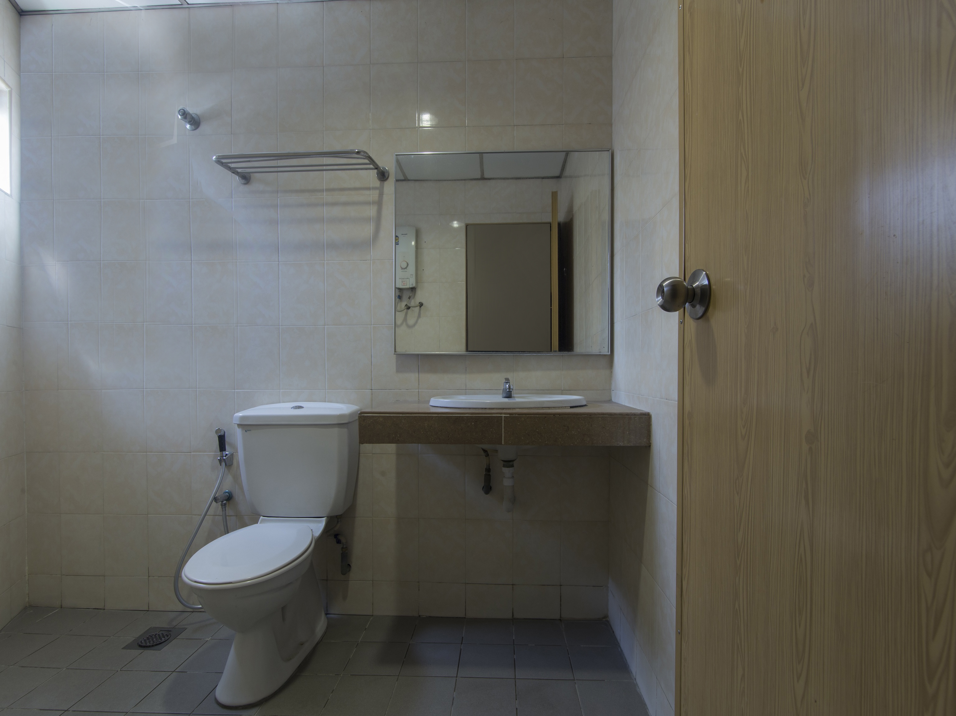 Super OYO 828 Comfort Hotel Shah Alam 27/28