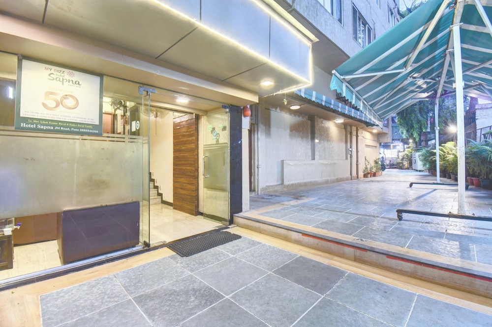Hotel Sapna Executive 6/43