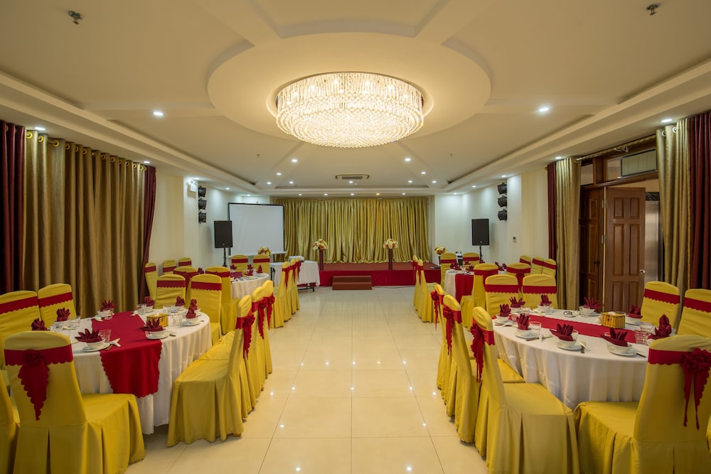 Amanda Quang Binh Hotel 20/30