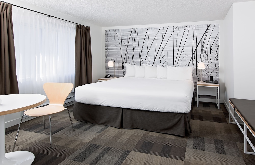 Coast Canmore Hotel Conference Centre 15/49