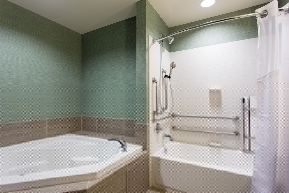 Holiday Inn Texarkana Arkansas Conv Ctr 24/73