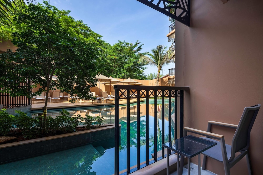 The Proud Karon Beach Phuket Trademark Collection By Wyndham 38/51
