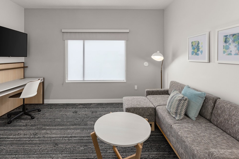 TownePlace Suites by Marriott Cape Canaveral Cocoa Beach 27/50