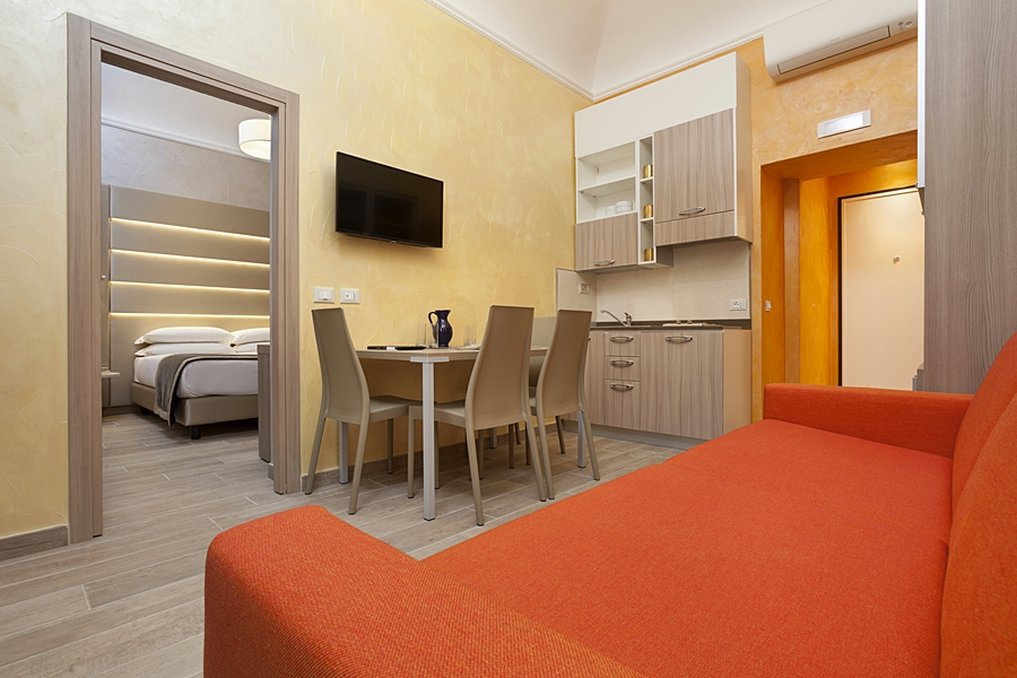 Kennedy Hotel 55/62