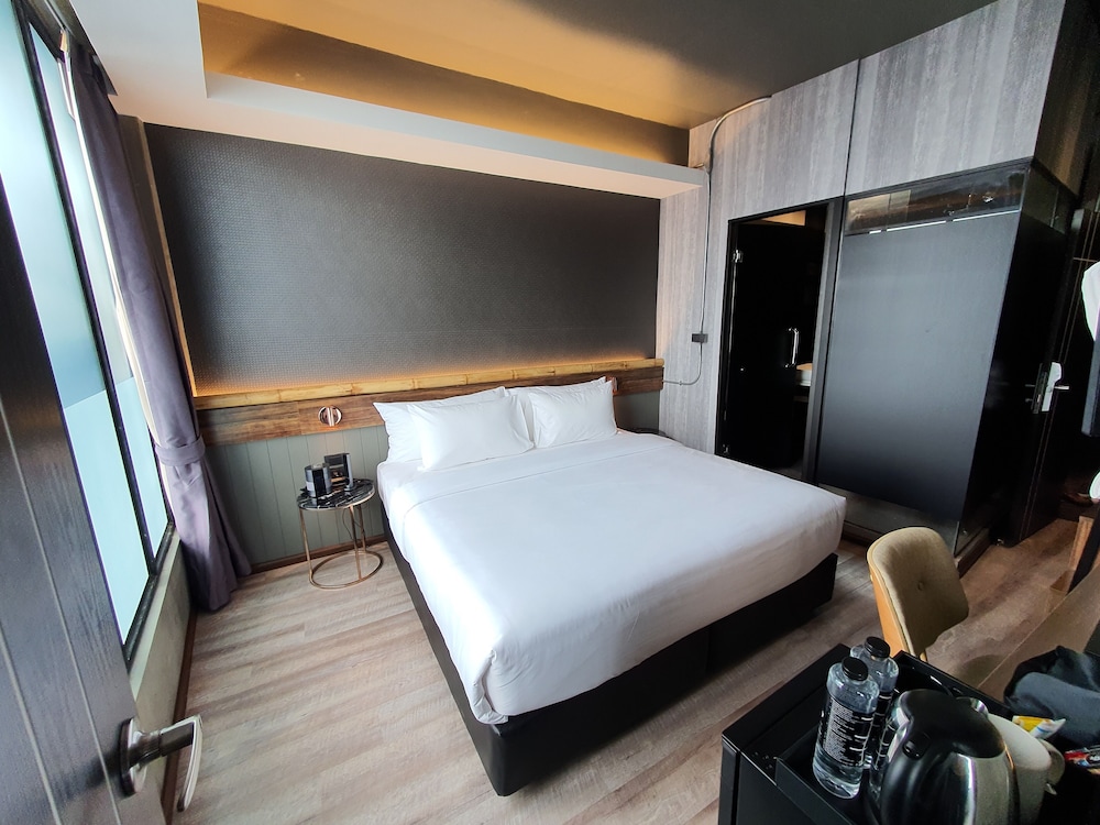 Hotel Ordinary Bangkok 18/50