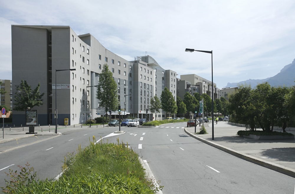 Sejours Et Affaires Marie Curie 34/43
