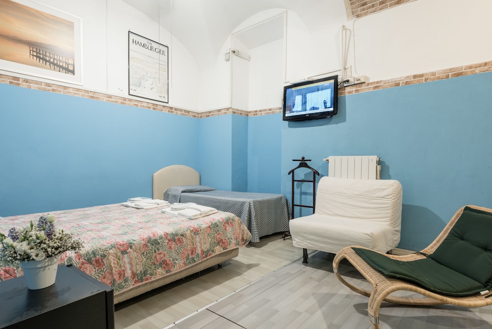 A Roma San Pietro Best Bed 12/35