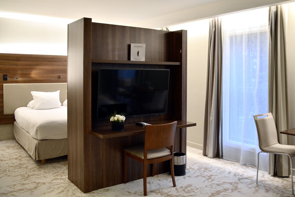CONTEMPORARY, JUNIOR SUITE, ANNEX