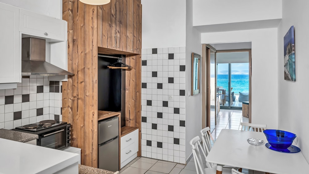 Almare Beach Hotel 21/50