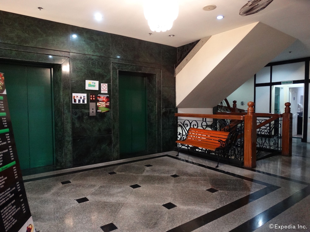 Urban Travellers Hotel Ex Shogun Suite Hotel 10/72