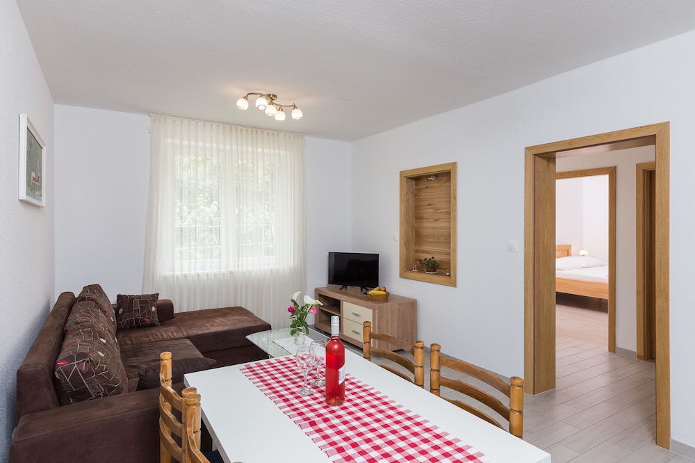 Villa Celenca 30/62