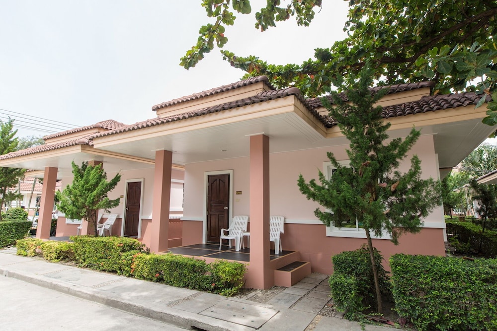 Kiang Talay Resort 4/35