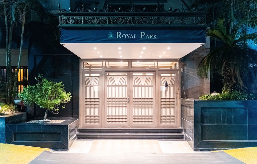 Royal Park Residence Hotel in DHAKA